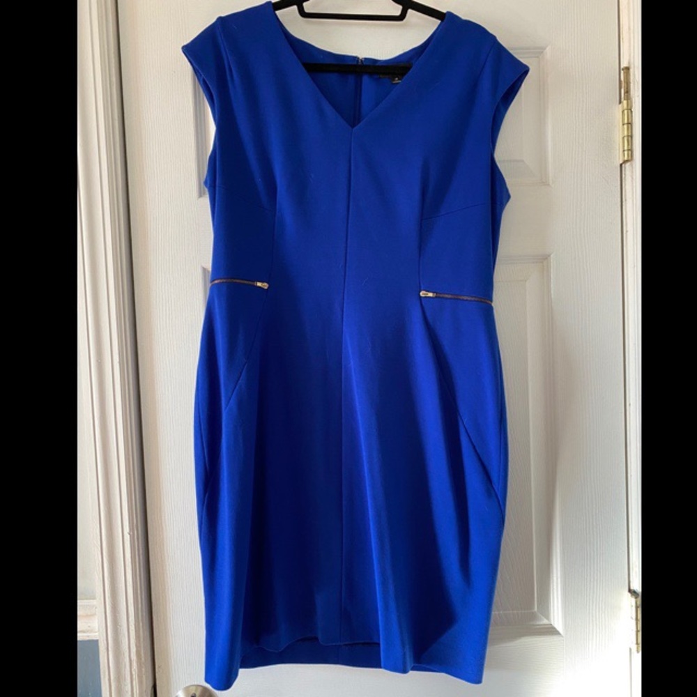 Blue sleeveless Sheath Dress with zipper details
